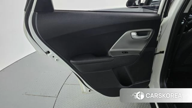 Kia The New Niro id 4899907 из Кореи 17