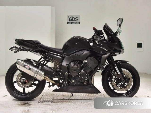 Проданный Yamaha FZ1 FEATHER 2011 из Японии