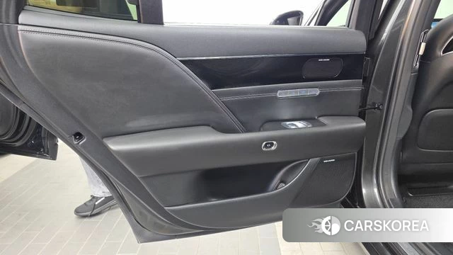Genesis G90 (RS4) id 4905789 из Кореи 17