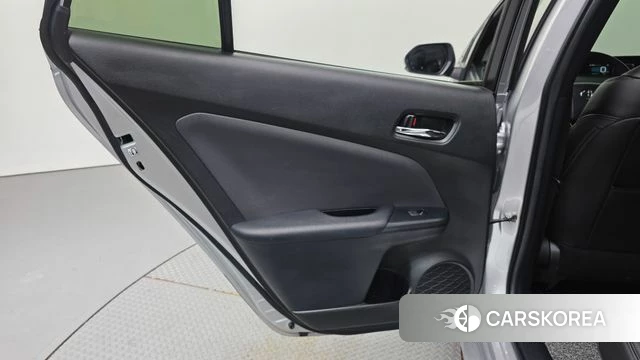 Toyota Prius 4th Generation id 4641079 из Кореи 17