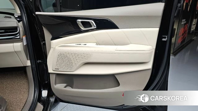 Kia The New Carnival 4th Generation id 4617534 из Кореи 17