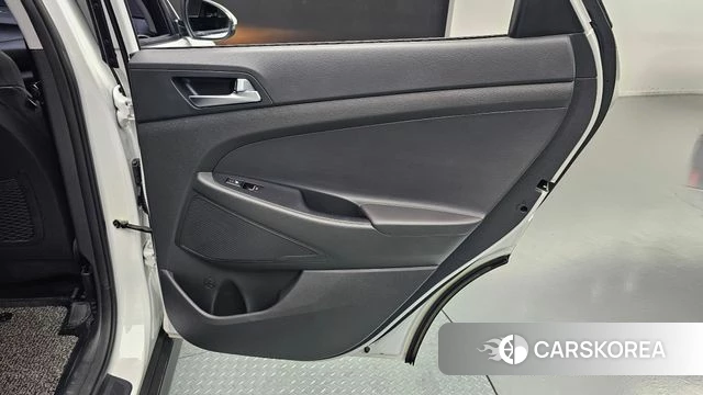 Hyundai All New Tucson id 4363003 из Кореи 17