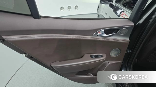 Kia Stinger id 4543344 из Кореи 17