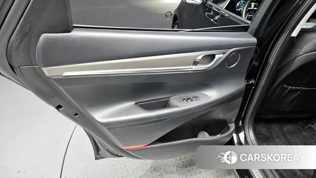 Hyundai The New Grandeur IG Hybrid id 4423177 из Кореи 17
