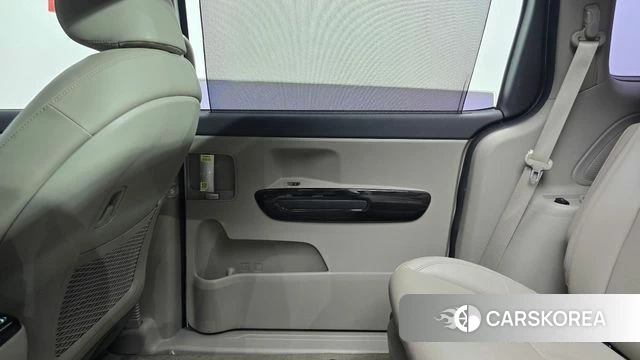 Kia The New Carnival id 4658268 из Кореи 17