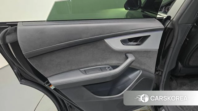 Audi Q8 (4M) id 4624754 из Кореи 17
