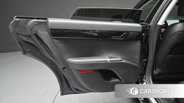 Hyundai Grandeur (GN7) id 4480969 из Кореи 17