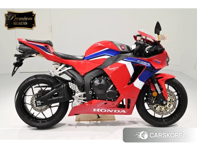 Проданный Honda CBR600RR 2023 из Японии