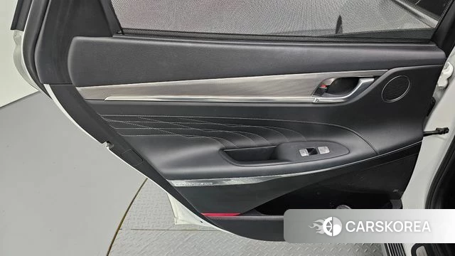 Hyundai The New Grandeur IG Hybrid id 4651707 из Кореи 17