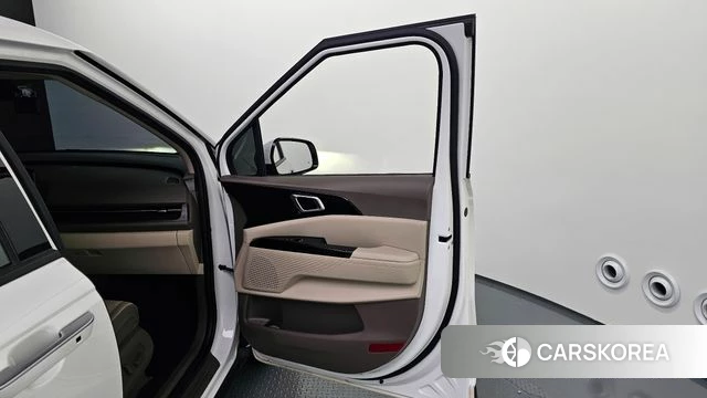 Kia Carnival 4th generation id 4518190 из Кореи 17