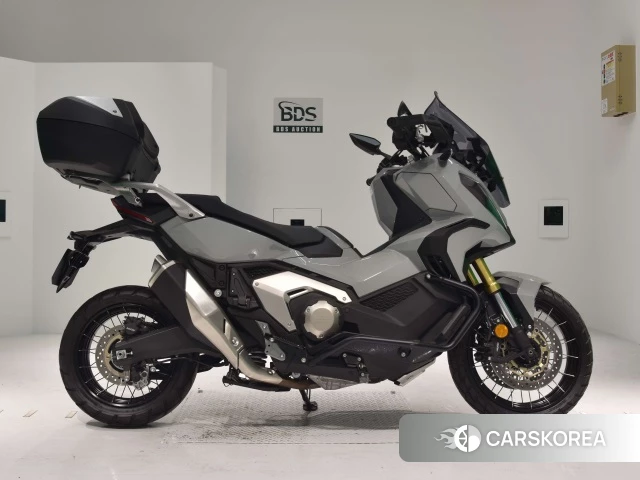 Проданный Honda X-ADV 750 2022 из Японии