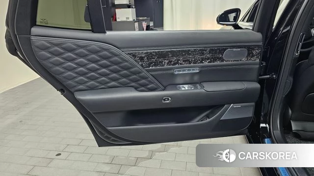 Genesis G90 (RS4) id 4725681 из Кореи 17