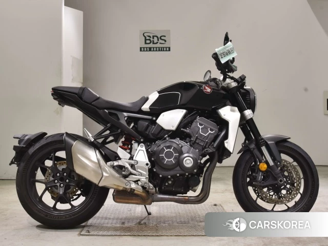 Проданный Honda CB1000R 2018 из Японии