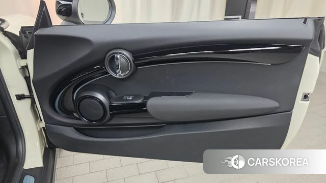 Mini Cooper id 4922801 из Кореи 17