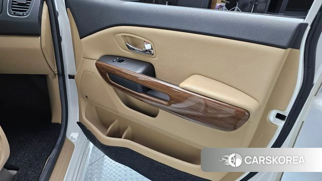 Kia All New Carnival id 4574562 из Кореи 17