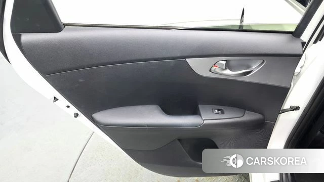 Kia The New K3 2nd generation id 4476351 из Кореи 17