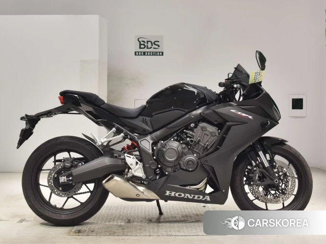 Проданный Honda CBR650R 2023 из Японии