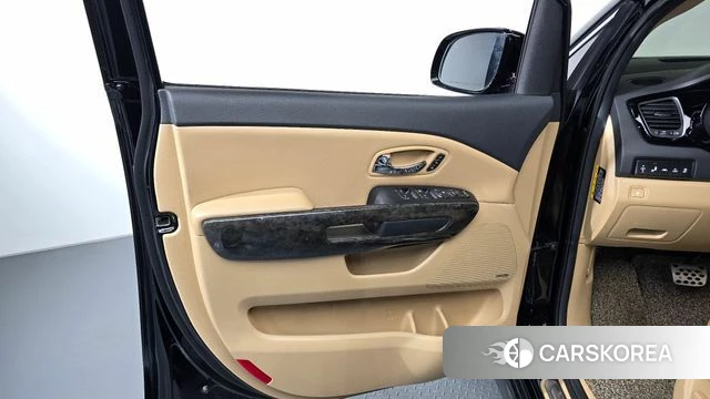 Kia The New Carnival id 4501969 из Кореи 17