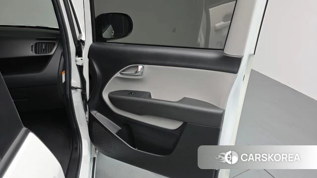 Kia The New Kia Ray EV id 4243422 из Кореи 17