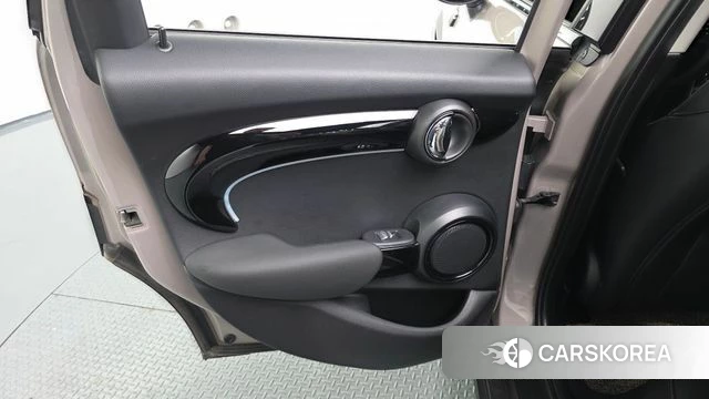 Mini Cooper id 4292243 из Кореи 17