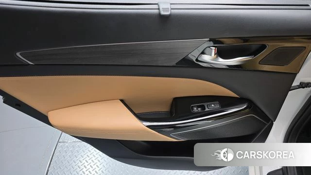Kia K7 Premier Hybrid id 4586966 из Кореи 17
