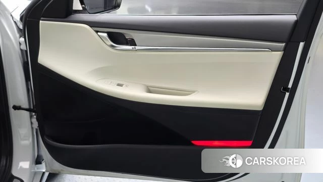 Hyundai The New Grandeur IG Hybrid id 4676565 из Кореи 17