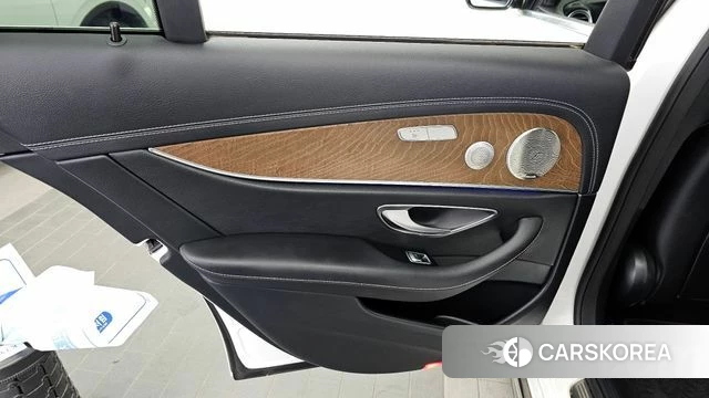 Mercedes-Benz E-Class W213 id 4409521 из Кореи 17