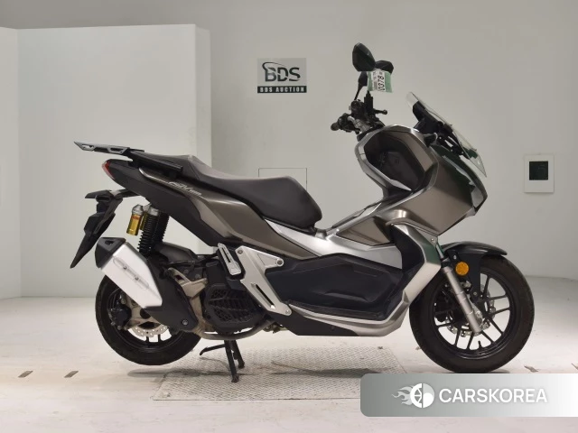 Проданный Honda ADV150 2019 из Японии, фото 2