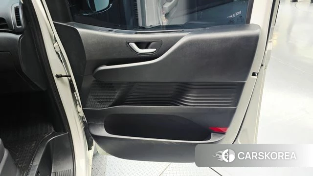 Hyundai Staria id 4848680 из Кореи 17