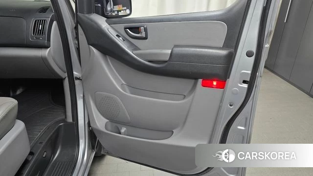 Hyundai The New Grand Starex id 4658300 из Кореи 17