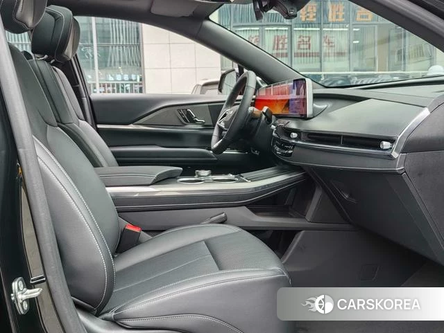 Cadillac XT5 id 4198874 из Китая 17