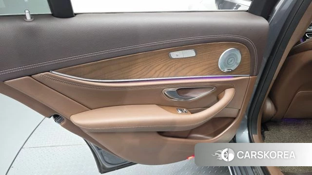 Mercedes-Benz E-Class W213 id 4232650 из Кореи 17