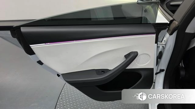 Tesla Model 3 id 4681820 из Кореи 17
