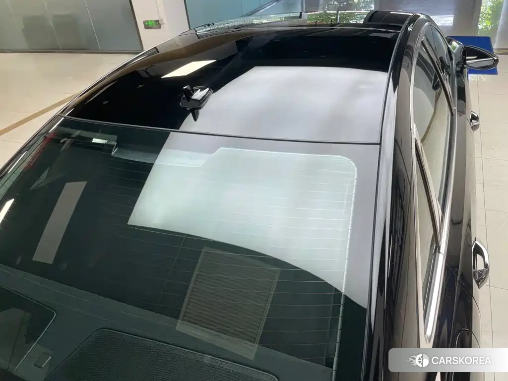 Audi A8 id 4644683 из Китая 17