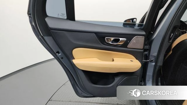 Volvo V60 Cross-Country 2nd Generation id 4683281 из Кореи 17