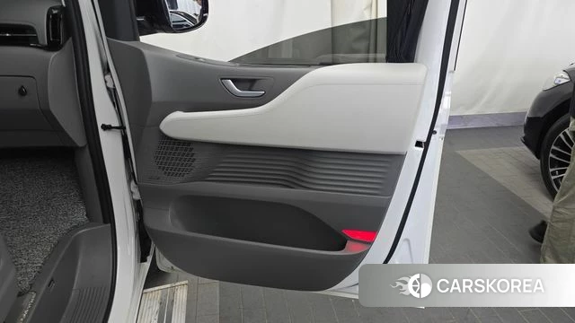 Hyundai Staria id 4580710 из Кореи 17