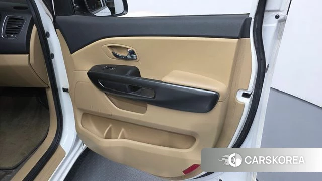 Kia The New Carnival id 4416602 из Кореи 17