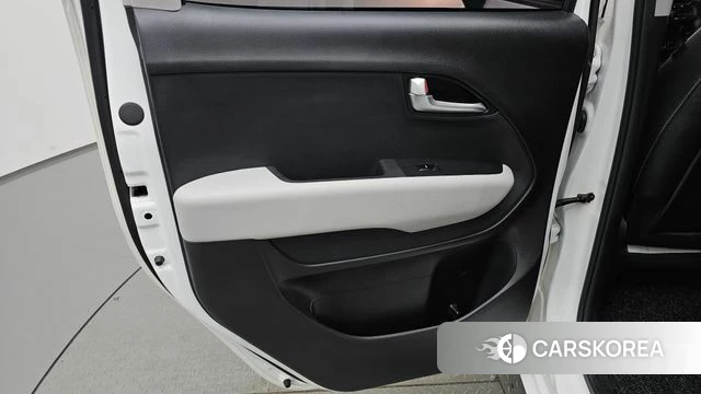 Kia The New Kia Ray EV id 4715509 из Кореи 17
