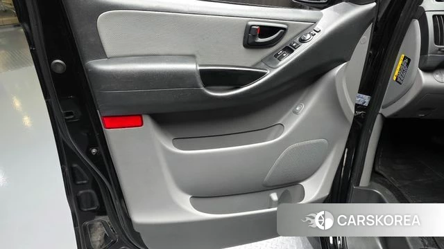 Hyundai The New Grand Starex id 4780673 из Кореи 17