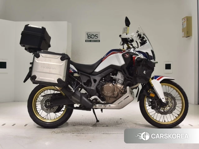 Проданный Honda CRF1000L AFRICA TWIN 2016 из Японии