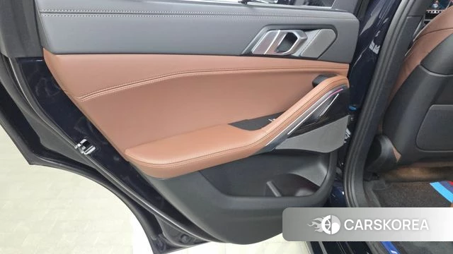 BMW X6 (G06) id 4570953 из Кореи 17