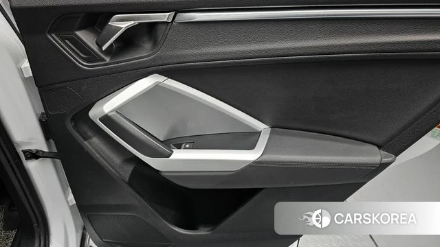 Audi Q3 (F3) id 4201628 из Кореи 17