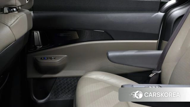 Kia The New Carnival 4th Generation id 4308383 из Кореи 17