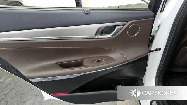 Hyundai The New Grandeur IG Hybrid id 4355342 из Кореи 17