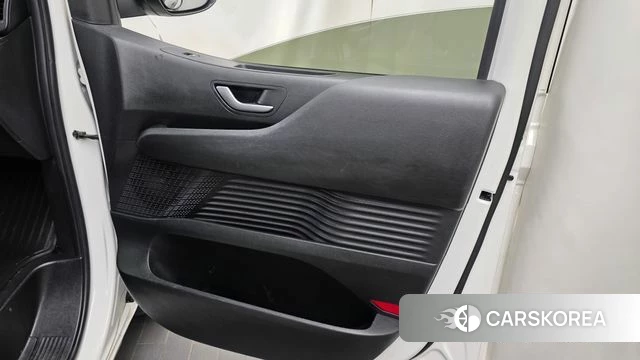 Hyundai Staria id 4935583 из Кореи 17