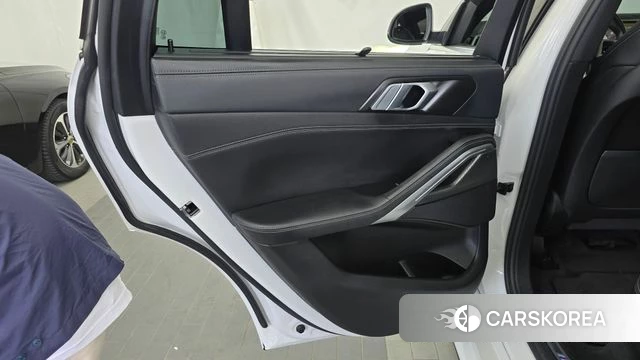 BMW X6 (G06) id 4835610 из Кореи 17