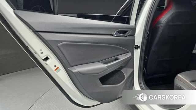 Volkswagen Golf 8th Generation id 4847876 из Кореи 17