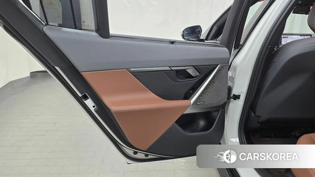BMW 5 Series (G60) id 4589881 из Кореи 17