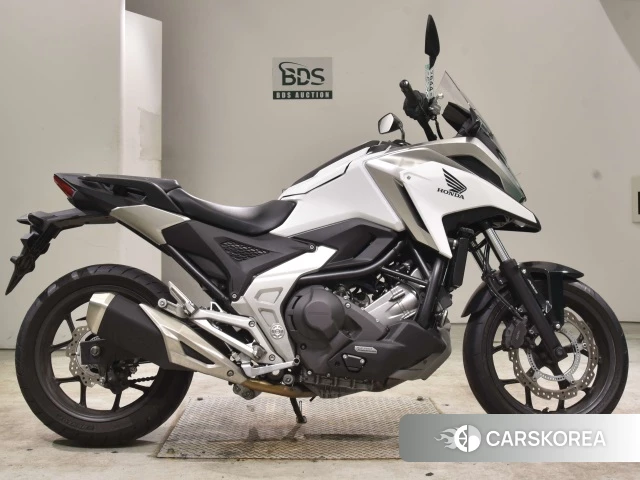 Проданный Honda NC750X DCT 2022 из Японии