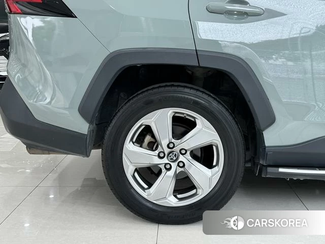 Toyota RAV4 Rongfang id 4290156 из Китая 17